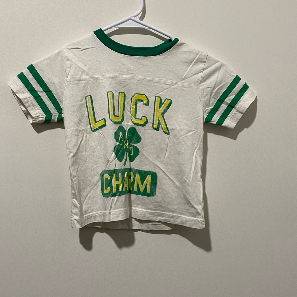 PerkKids Lucky Charm Graphic Tee - Green & White size 4/5 Y guc